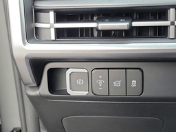 Hyundai Santa Fe Hybrid SE FWD 2026