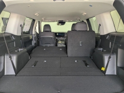 Hyundai Santa Fe Hybrid SE FWD 2026