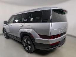 Hyundai Santa Fe Hybrid SE FWD 2026