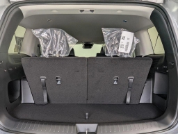 Hyundai Santa Fe Hybrid SE FWD 2026