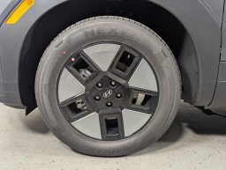 Hyundai Santa Fe Hybrid SE FWD 2026