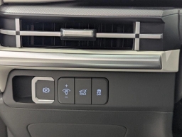 Hyundai Santa Fe Hybrid SE FWD 2026