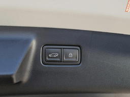 Hyundai Santa Fe Hybrid SE FWD 2026