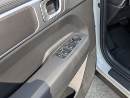 Hyundai Santa Fe Hybrid SE FWD 2026