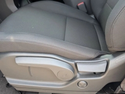 Hyundai Santa Fe Hybrid SE FWD 2026