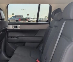 Hyundai Santa Fe Hybrid SE FWD 2026