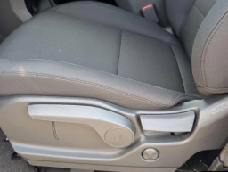 Hyundai Santa Fe Hybrid SE FWD 2026