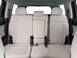 Hyundai Santa Fe Hybrid SE FWD 2026