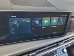 Hyundai Santa Fe SE FWD 2026