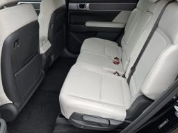 Hyundai Santa Fe SE FWD 2026