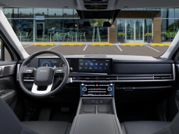 Hyundai Santa Fe SE FWD 2026