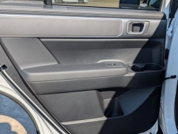 Hyundai Santa Fe SE FWD 2026