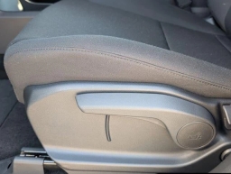 Hyundai Santa Fe SE FWD 2026