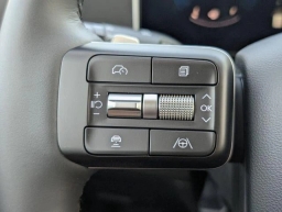 Hyundai Santa Fe SE FWD 2026