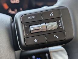 Hyundai Santa Fe SE FWD 2026