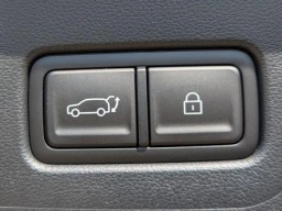 Hyundai Santa Fe SE FWD 2026