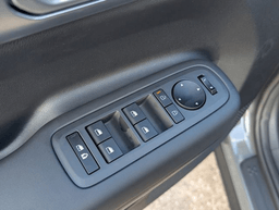 Hyundai Santa Fe SE FWD 2026