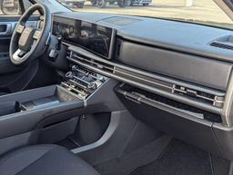 Hyundai Santa Fe SE FWD 2026