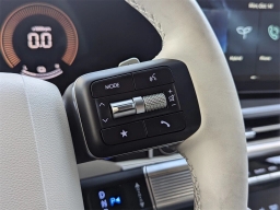 Hyundai Santa Fe Hybrid SEL FWD 2025