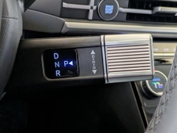 Hyundai Santa Fe SEL FWD 2026