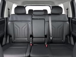 Hyundai Santa Fe SEL FWD 2026