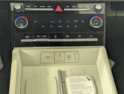 Hyundai Santa Fe SEL FWD 2026