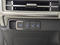 Hyundai Santa Fe SEL FWD 2025