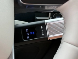 Hyundai Santa Fe SEL FWD 2025