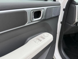 Hyundai Santa Fe SEL FWD 2025