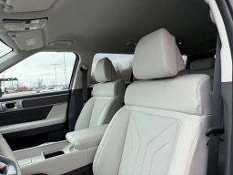 Hyundai Santa Fe SEL FWD 2025