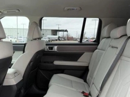 Hyundai Santa Fe SEL FWD 2025