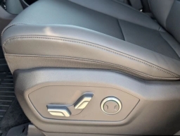 Hyundai Santa Fe SEL FWD 2026