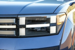 Hyundai Santa Fe SEL FWD 2026