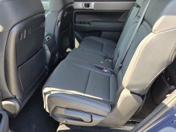 Hyundai Santa Fe SEL FWD 2026
