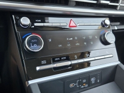 Hyundai Santa Fe SEL FWD 2026