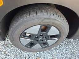 Hyundai Santa Fe Hybrid SEL AWD 2026