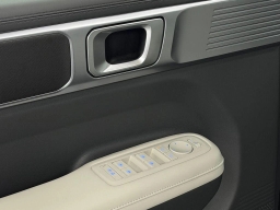 Hyundai Santa Fe Hybrid SEL AWD 2026