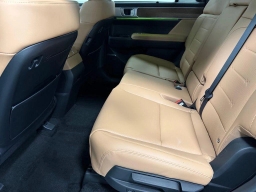 Hyundai Santa Fe Limited AWD 2026