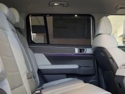 Hyundai Santa Fe Limited AWD 2026