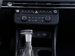 Hyundai Santa Cruz SE FWD 2025