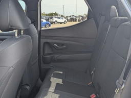 Hyundai Santa Cruz SE FWD 2026