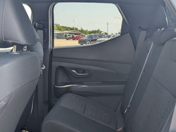 Hyundai Santa Cruz SE FWD 2026