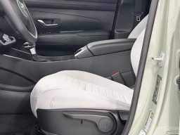 Hyundai Santa Cruz SE AWD 2025