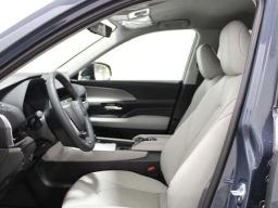 Toyota Grand Highlander XLE AWD (Natl) 2026