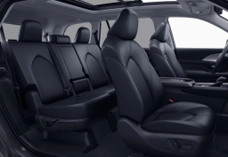 Toyota Grand Highlander XLE AWD (Natl) 2026