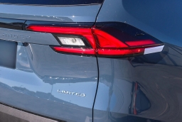 Toyota Grand Highlander Hybrid Limited AWD (Natl) 2026