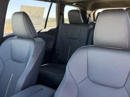 Lexus TX TX 550h+ Luxury AWD 2026