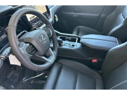 Lexus TX TX 550h+ Luxury AWD 2026