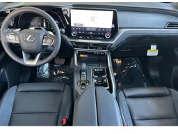 Lexus TX TX 550h+ Luxury AWD 2026