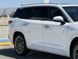 Lexus TX TX 550h+ Luxury AWD 2026